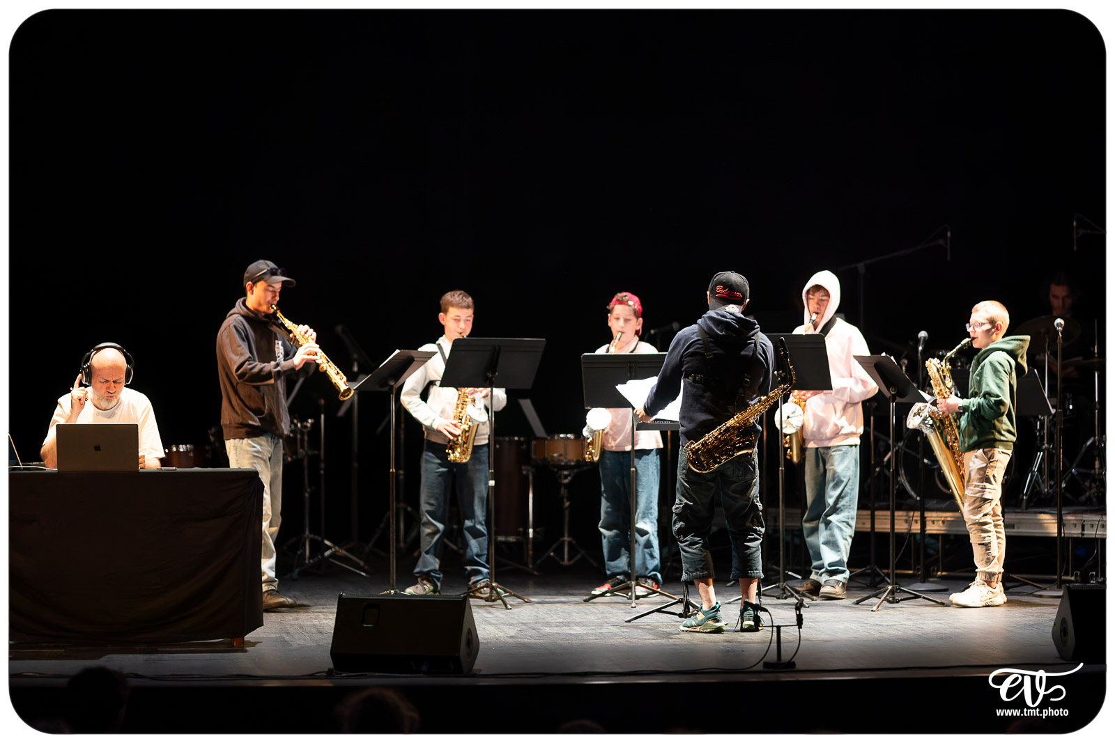 L'HUMOUR DENOTE (ELEVES EMMDH & CEDRIC GOUBERT)